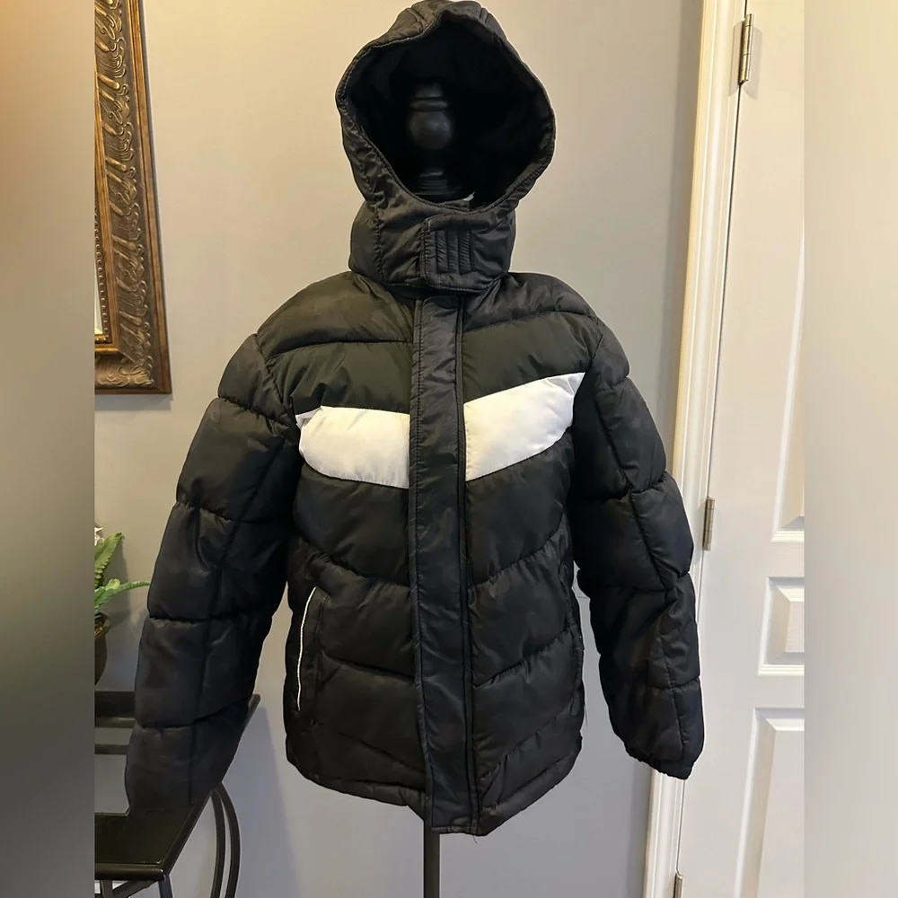 CB Sports- Boys Size Large (14/16) Winter Puffer Jacket NWOT